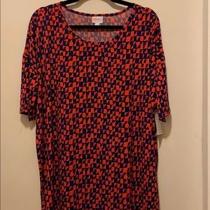 LuLaRoe Irma Tunic